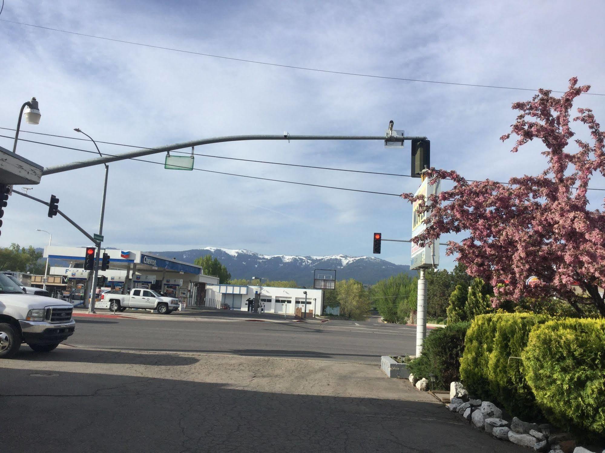 Diamond View Motel Susanville Exterior photo